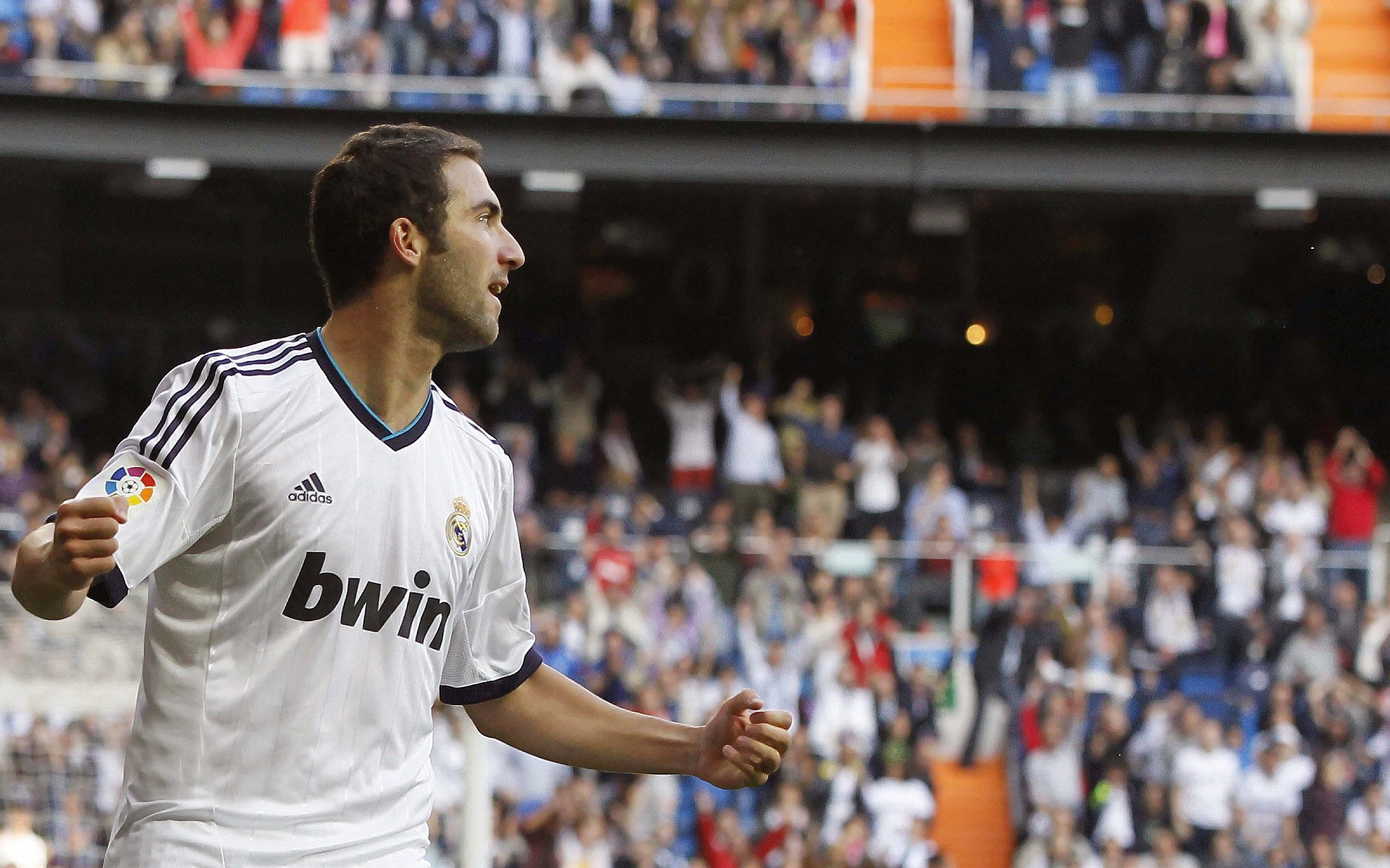 以足球文化为纽带,推动多民族融合发展,弘扬足球精神彰显文化魅力